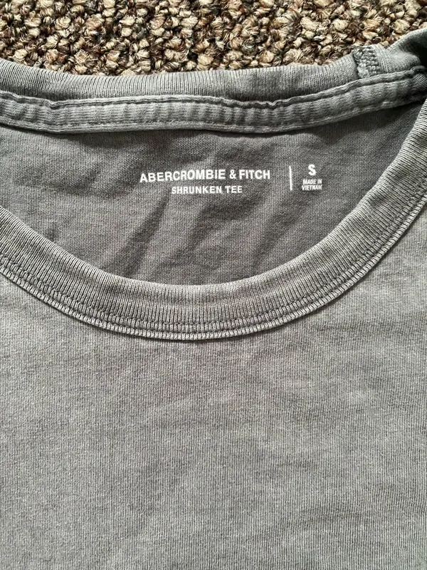 Abercrombie Top basic tee - Image 2