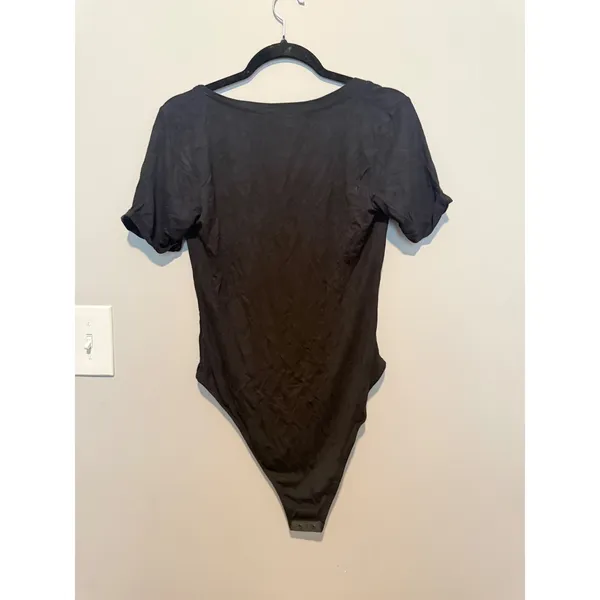 Intimately Free People Black V-Neck Short Sleeve Bodysuit FP200101 Medium NWT - Image 3