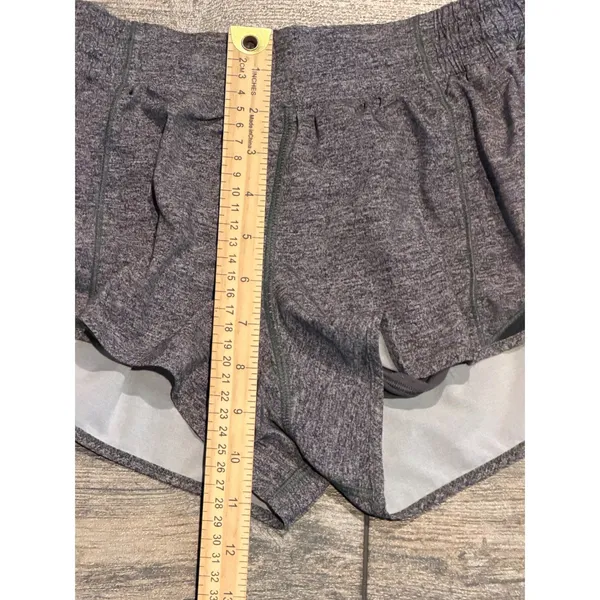 Lululemon Hotty Hot Short II 2.5" Black‎ Grey Lined Athletic Running Gym Size 6 - Image 5