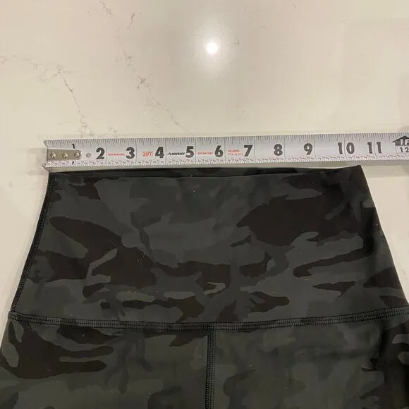 Lululemon Align Crop Leggings Camo‎ size 4 - Image 9