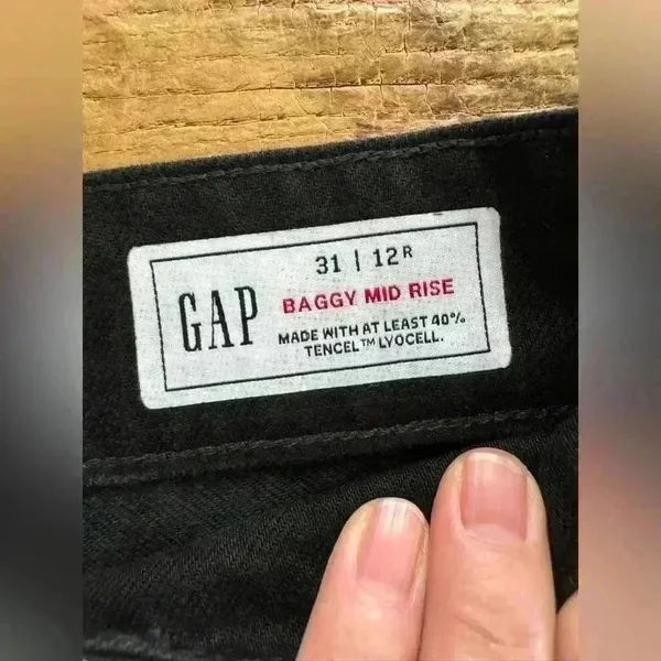 NWT Gap Mid Rise UltraSoft Baggy Wide Leg Jeans~ Black ~ 12 /31 - Image 8