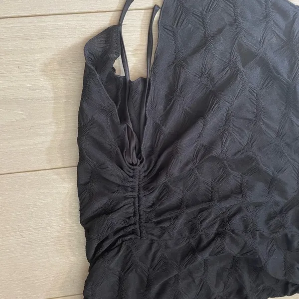 Silence + Noise‎ Asymmetrical Ruched Skirt Black Size L Urban Outfitters Texture - Image 2