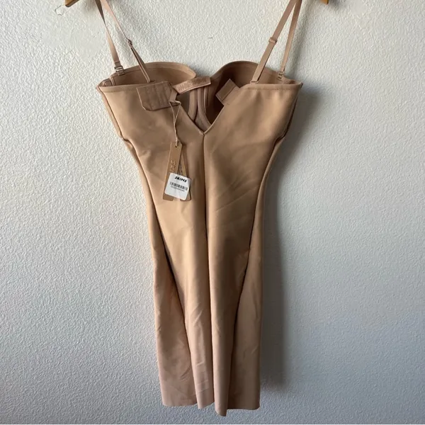SKIMS BODY ZONED UNDERWIRE MID THIGH BODYSUIT BD-ONS-9547W Clay small (G16) - Image 3