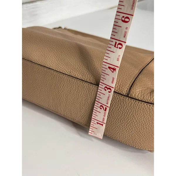 Coach Pebbled Leather Scout Hobo Shoulder Bag Tan Beige Gold Tone Hardware - Image 9
