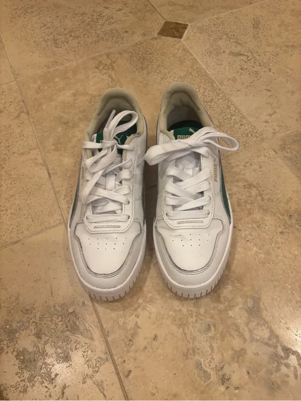 Puma Platform White Sneakers with Green Stripe and Gold Logo - Image 3