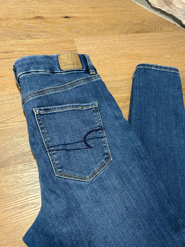 American Eagle Size 8 long curvy hi rise jegging skinny jeans - Image 4
