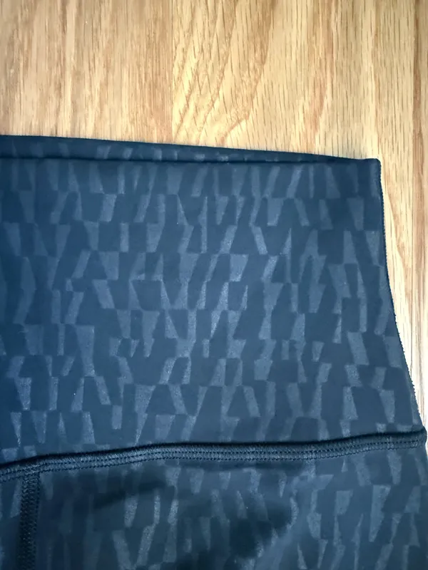 Lululemon Leggings Align 25" - Image 3