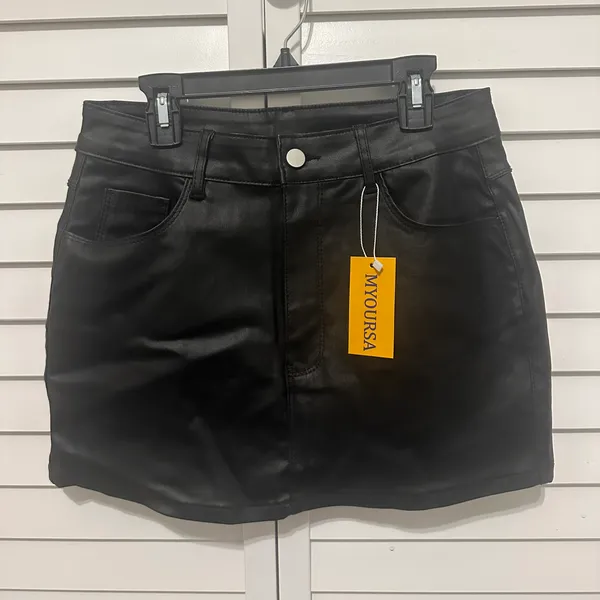 SheIn Black Leather Mini Skirt - Image 3