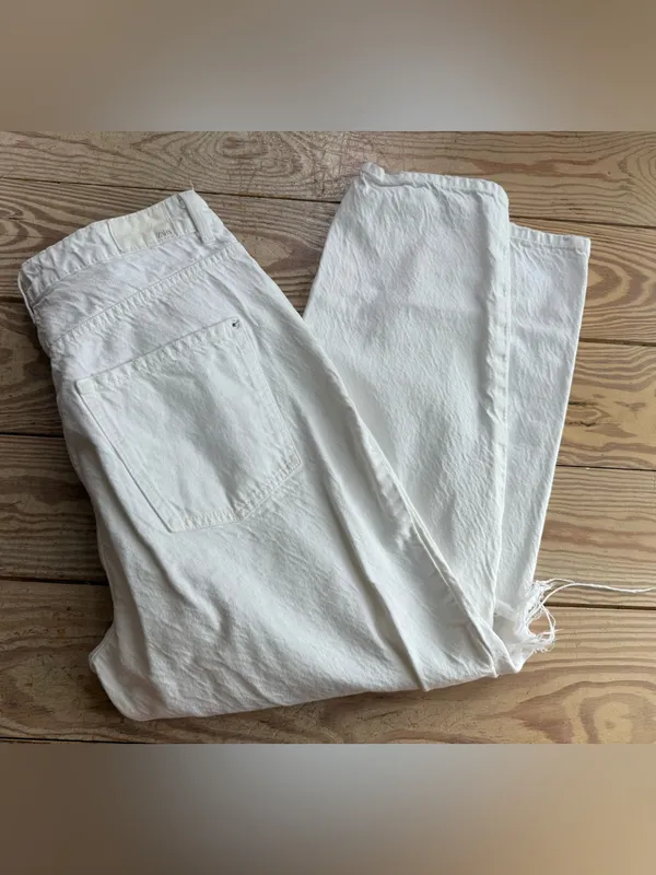 Zara Distressed White Jeans size 12 - Image 4