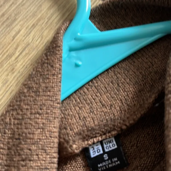 Uniqlo Mock Neck Top - Image 3