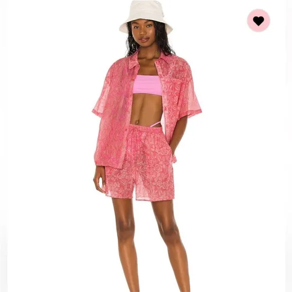 Revolve Boxy Top | Tell Your Friends - Image 2