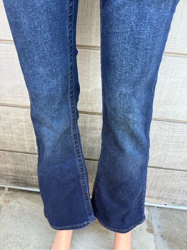 Women’s Telepatia mid rise dark wash flare bootcut jeans y2k size 7/28 - Image 4