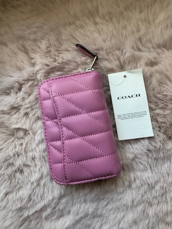 NWT Coach Quilted Pillow Essential Small Zip Around Card Case CM505 Fuchsia - Image 3