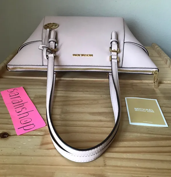 Michael Kors Purse - Image 5