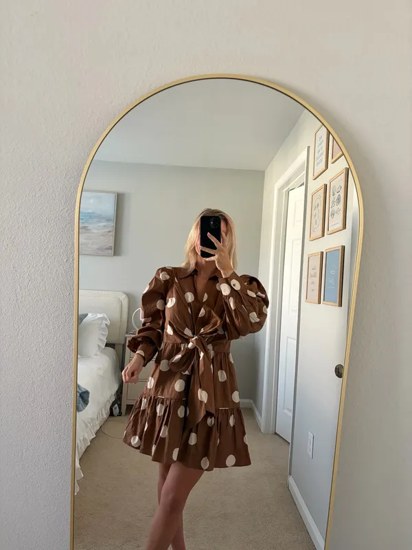 Shop The Muse dress Brown - Image 2