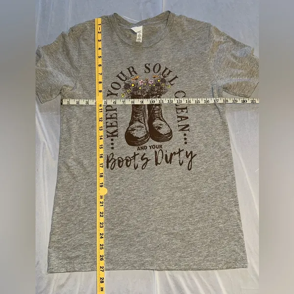 Soul Clean Boots Dirty Bella Canvas Tee • Size Medium - Image 5