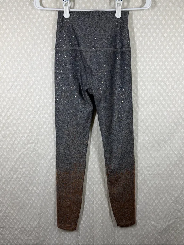 Beyond Yoga Grey Metallic Alloy Speckled Ombré High Rise‎ Leggings - Image 3