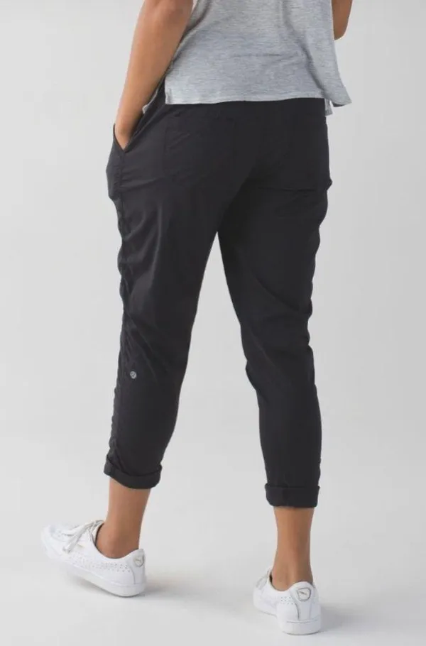 Lululemon Street To Studio Pant II Unlined 28" Black Size 6 - Image 3