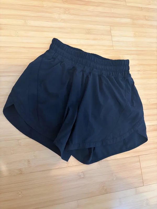 Lululemon track that short 5”  - Image 3