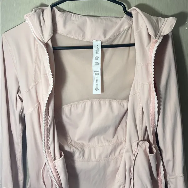 Lululemon define Light Pink Utility Jacket Sz 4 - Image 13