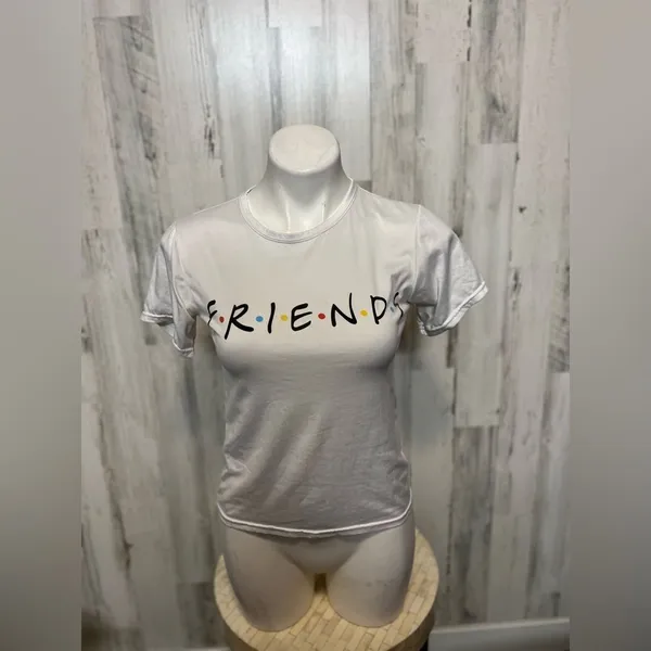 Friends Tshirt White Size M - Image 2
