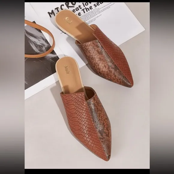 SheIn Point Toe Snakeskin Embossed Flat Mules - Image 2
