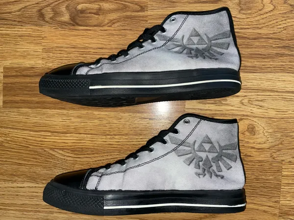 Legend of Zelda High Top Sneaker Shoes Women’s Size 8 Hyrule Crest Triforce EUC - Image 4