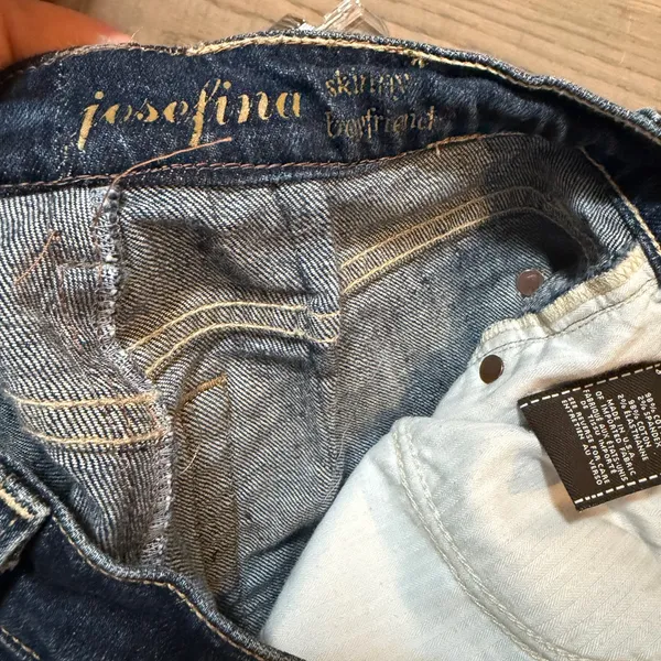 Seven For All Mankind Josefina Distressed Boyfriend Jeans Size 29 - Image 8