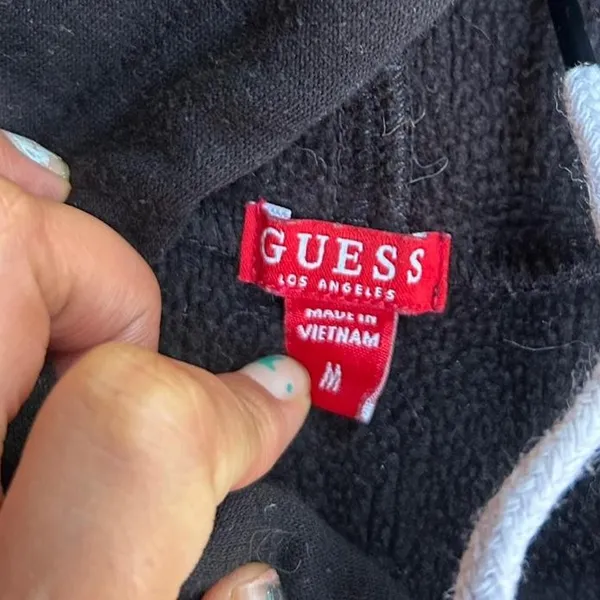 Guess hoodie with white logo - Image 2