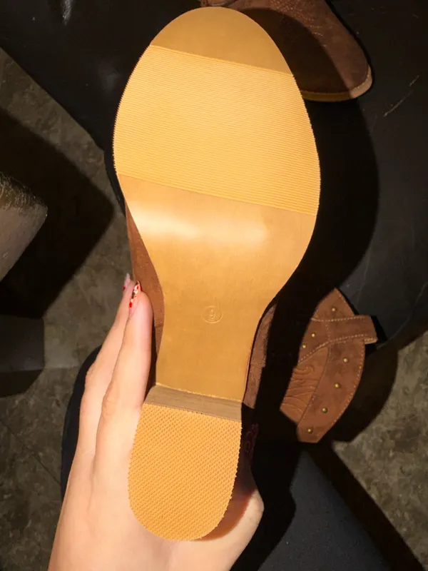 Boots Brown Size 9 - Image 5