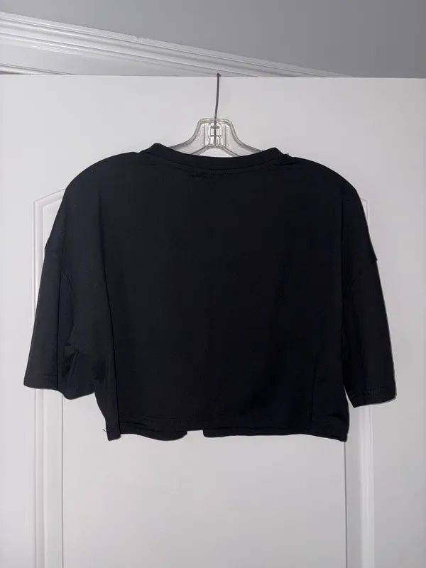 SheIn Loose Black Tee - Image 2