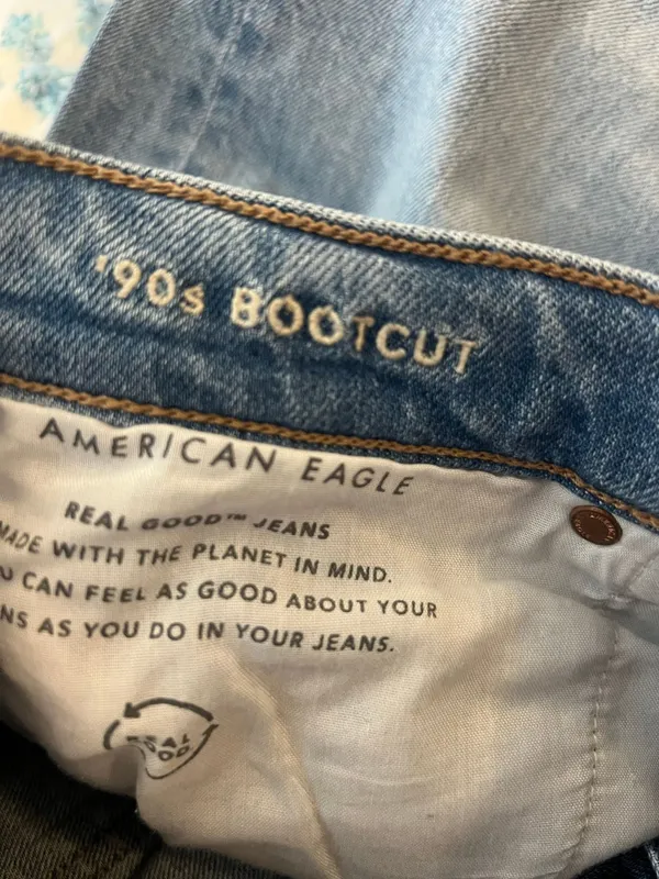 American Eagle Jeans - Image 6