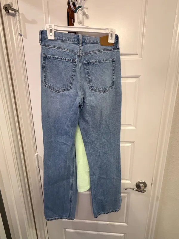 Aeropostale Ripped Blue Jeans - Image 2