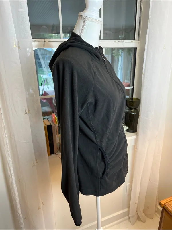 The North Face Women’s Black Full-Zip Hooded fleece Utility Jacket size medium. - Image 3