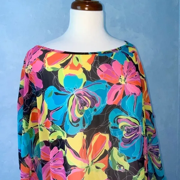 Vertigo Semi-Sheer Vibrant Floral Top Or Swim Cover XL - Image 8