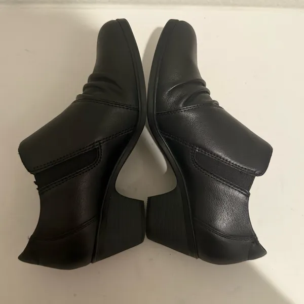 Clarks Collection Emily 2 Braley Black Leather Ankle Booties Boots Size 7.5 - Image 9