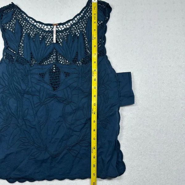Free People Island Sun Top Women’s Small Blue Open Side Crochet Tank Boho - Image 5