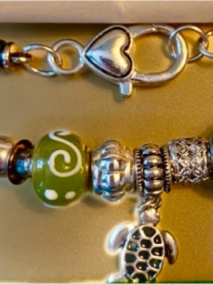 Be Charmed Olive Green Turtle Charm Bracelet - Image 4