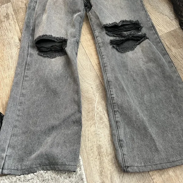 Adika‎ black distressed jeans size small - Image 4