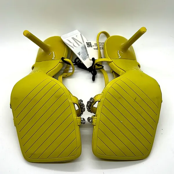 Zara Sexy NWT Lime Green Rhinestones High Heel Shoes **EU Sz 36/US Sz 6** 🔥🔥 - Image 4