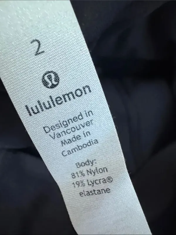 lululemon Align Super-High-Rise Wide-Leg Crops in black. 2 - Image 4