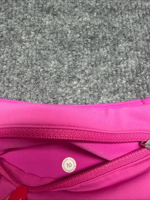 Lululemon Speed Up Shorts in the bright Sonic Pink colorway - Image 6