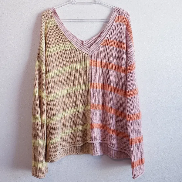 American Egale Stripped Chunky Lightweight V-Neckline Sweater - Image 2