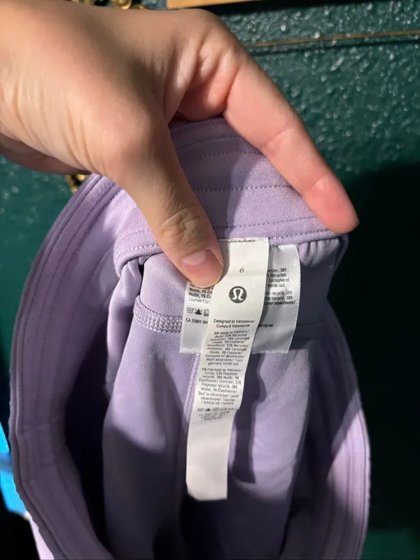 Lululemon Size 6 Softstreme Shorts Light Purple Hi Rise Cinch Waist - Image 3