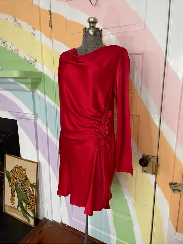NWT Rails Alessandra Scarlet Red Satin Cowl Neck Ruched Mini Dress Sz M🧡🎀 - Image 4
