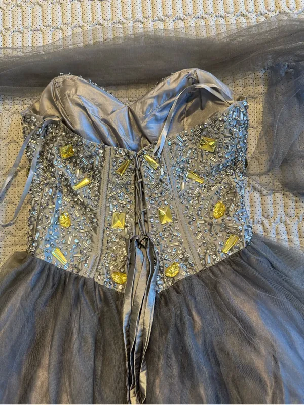 Aspeed Gray Prom Dress with Yellow Crystal Accents - Image 6