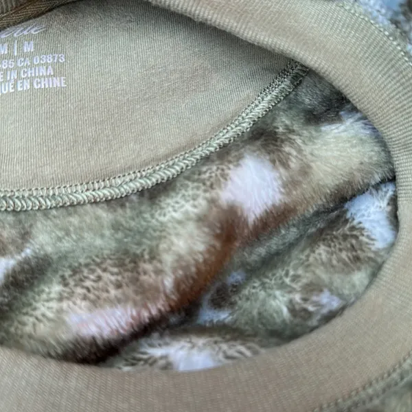 Aerie Cropped Fleece Chunky Long Sleeve Top green spotted camo look size M - Image 13