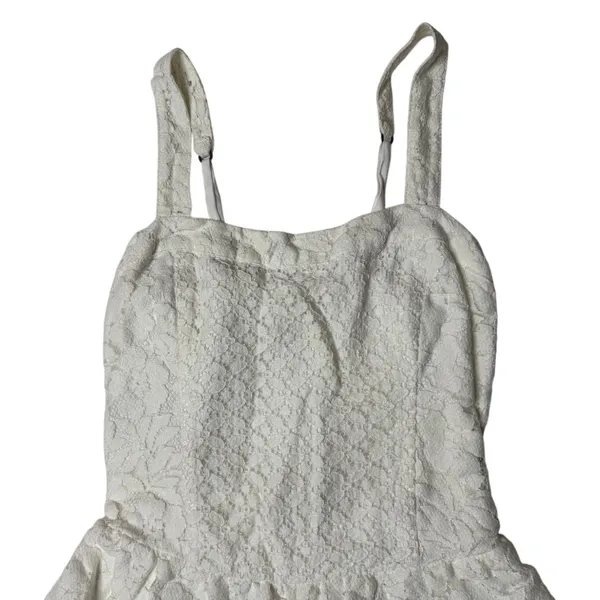 Abercrombie & Fitch White Floral Lace Romper Women’s XS Boho Coquette - Image 4