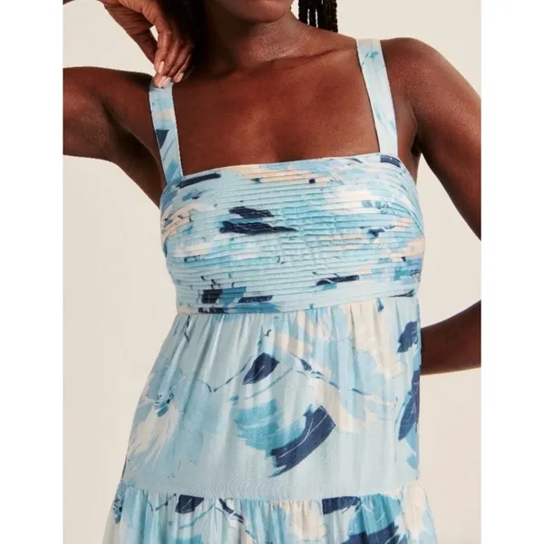 Abercrombie & Fitch Blue Print Ruched Tiered Babydoll Maxi Dress Size S NWT - Image 9