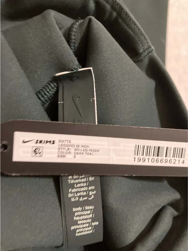 SKIMS X NIKE 26” Matte Leggings Longline Bra SET! S - Image 7